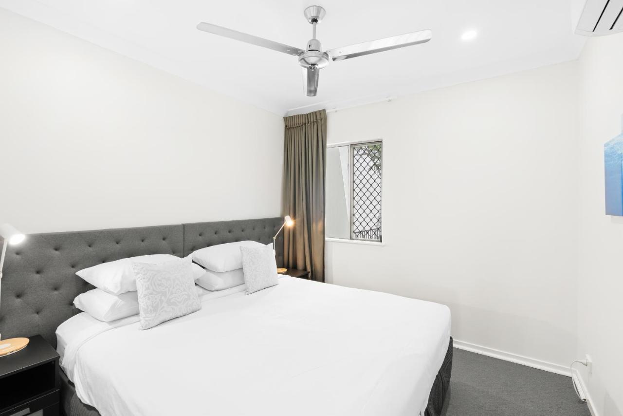Blue Lagoon Villas Trinity Beach Exterior photo